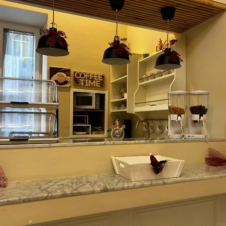 Victoria Hotel B&B 나폴리 외부 사진